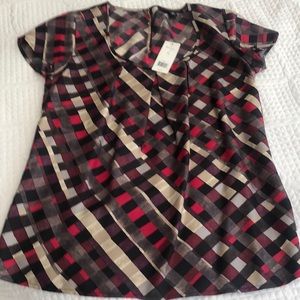 New Banana Republic short sleeve checked blouse